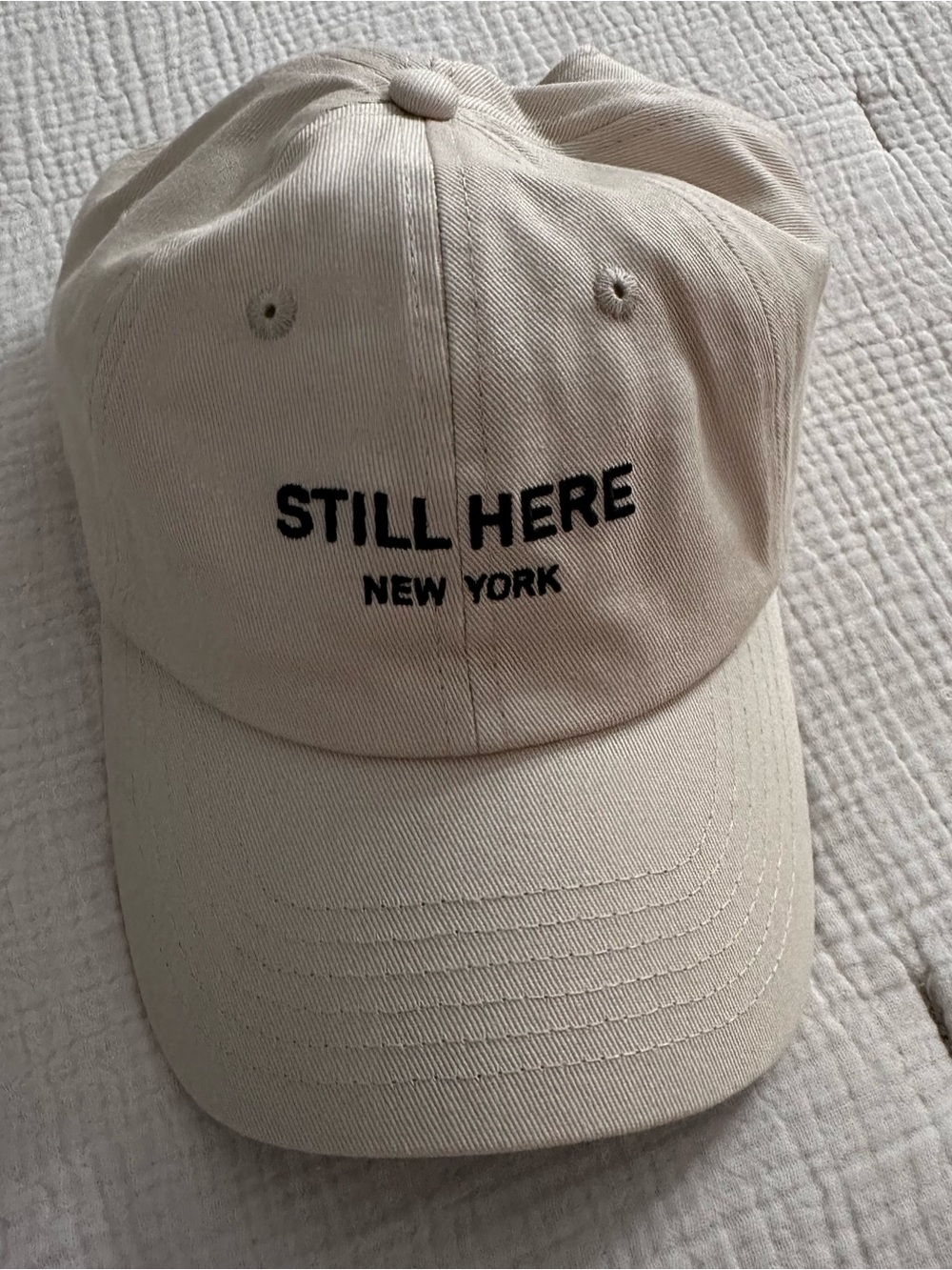 STILL HERE NYC Dad Cap - Baseball Hat in khaki